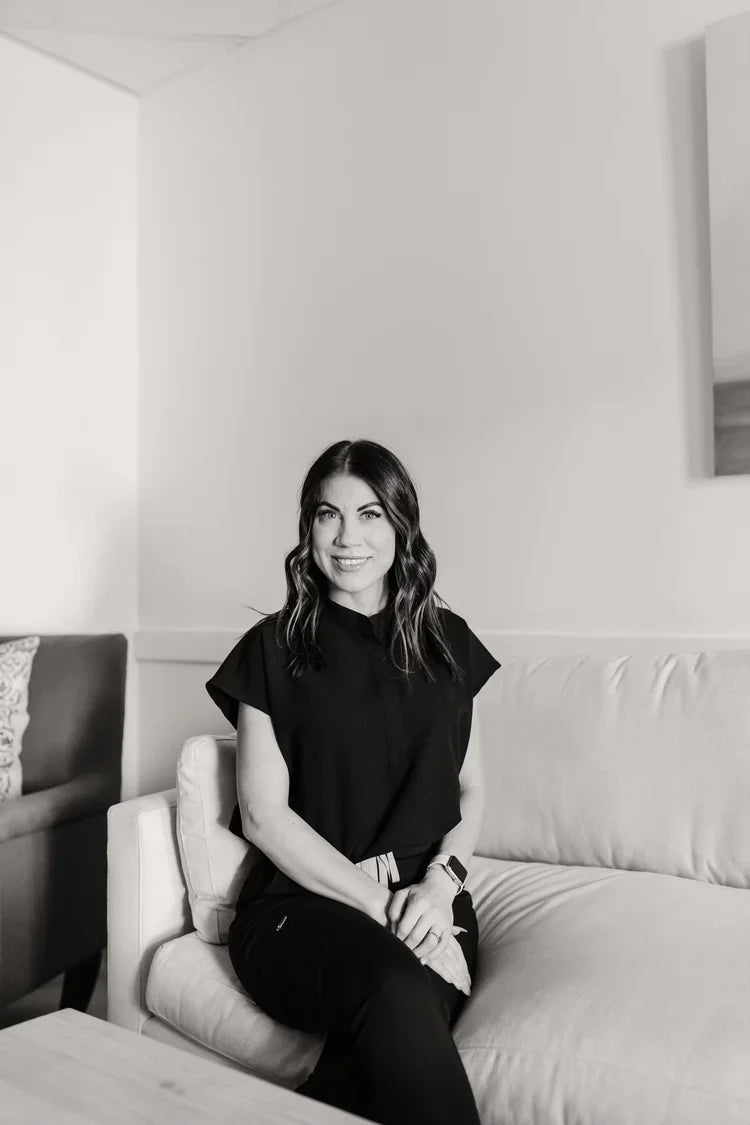 Ariana's Must Haves - The Look and Co