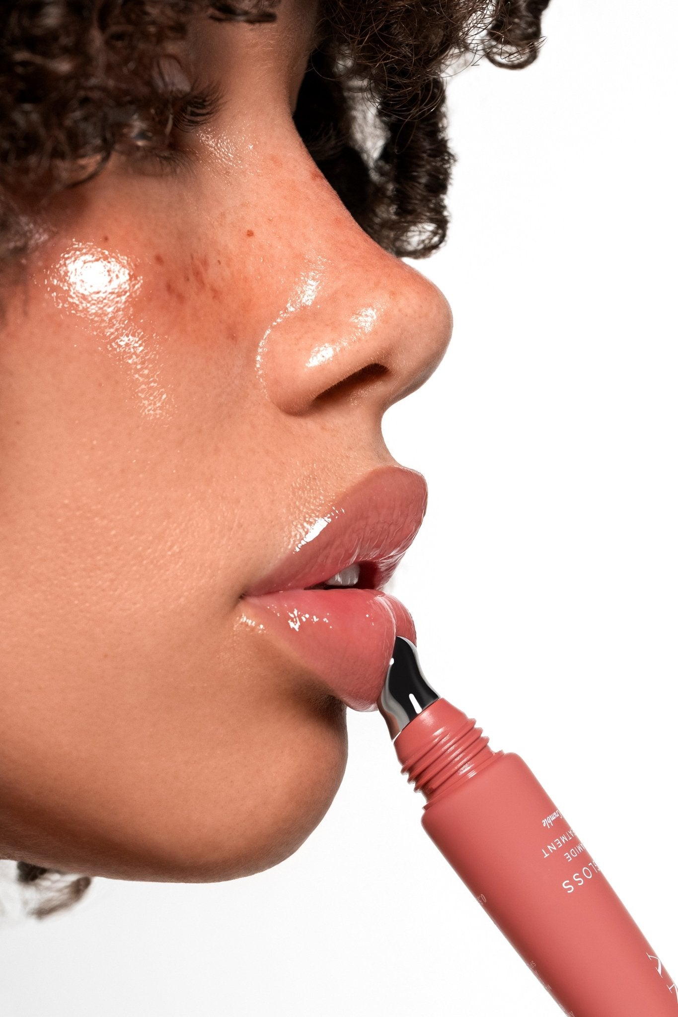 Anfisa ÂN - GLOSS Ceramide Lip Treatment Berry Crumble - The Look and Co