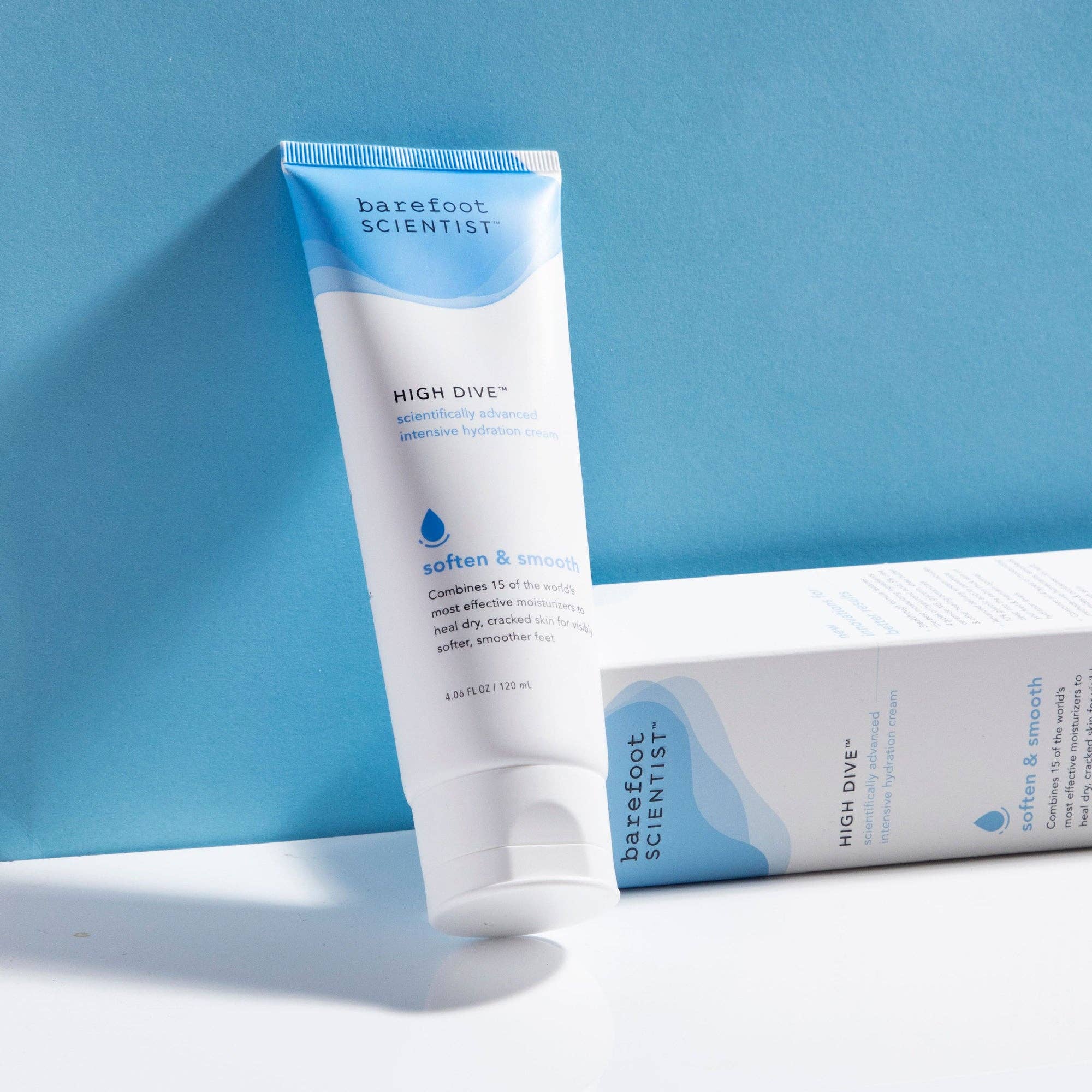 Barefoot Scientist - High Dive | Intensive hydration for smoother feet - The Look and Co