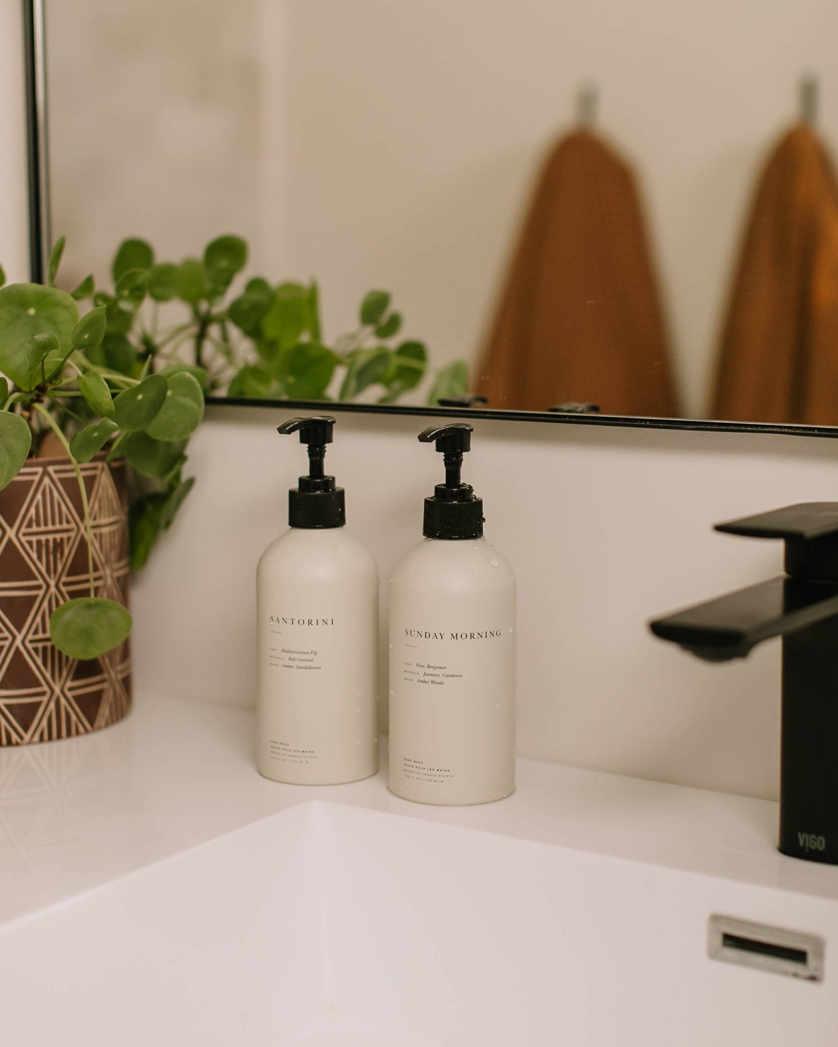 Brooklyn Candle Studio - Sunday Morning Liquid + Body Hand Wash - The Look and Co