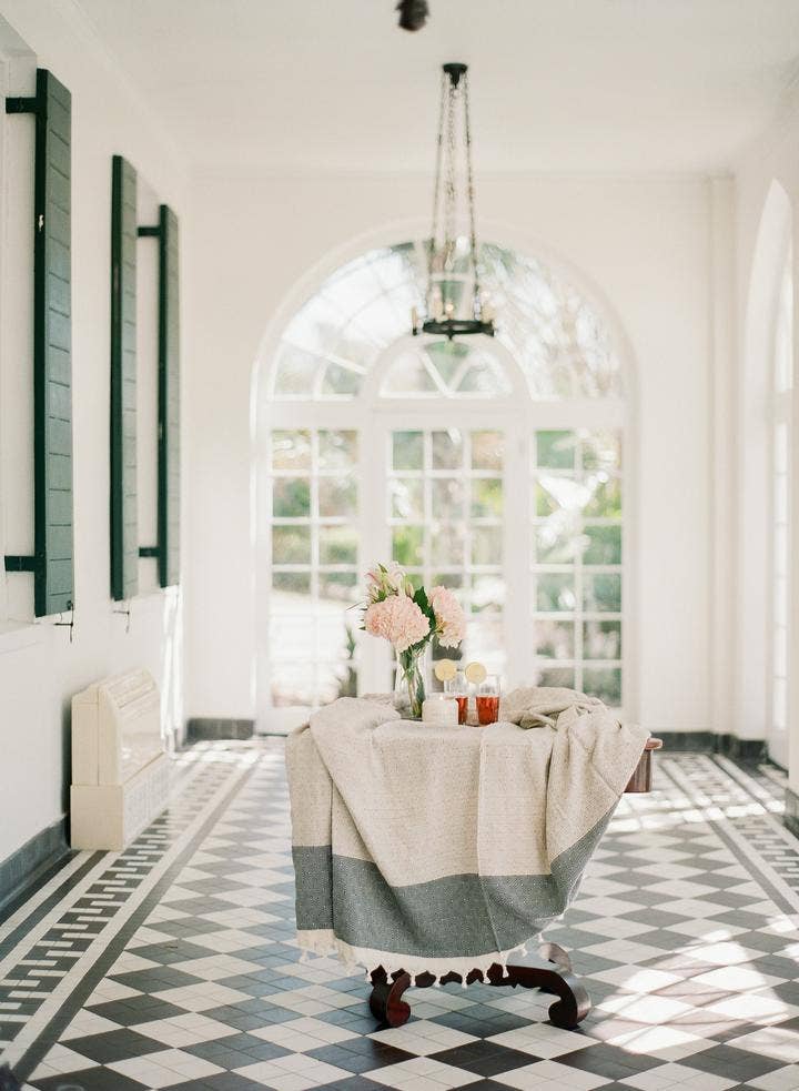 Charleston Candle Co. - Sweet Tea Soy Candle | Front Porch Collection - The Look and Co