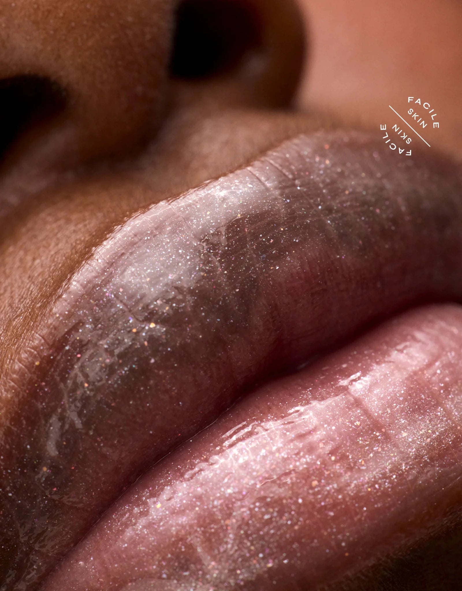 Facile Lip Jelly Hydrating Glossy Peptide Treatment - The Look and Co