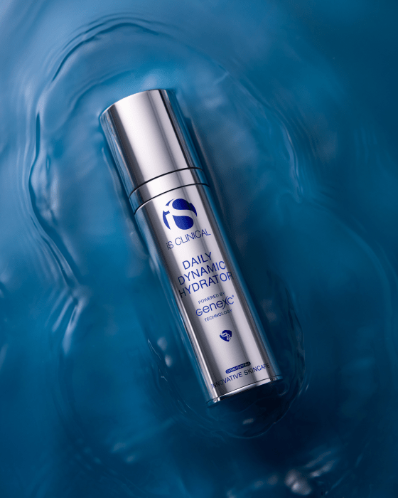 iS Clinical Daily Dynamic Hydrator - The Look and Co
