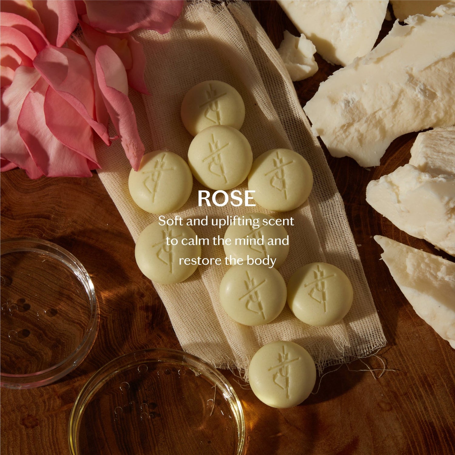 Kate McLeod - Daily Pebble | Deep Moisturizing Solid Bath & Shower Oil - The Look and Co
