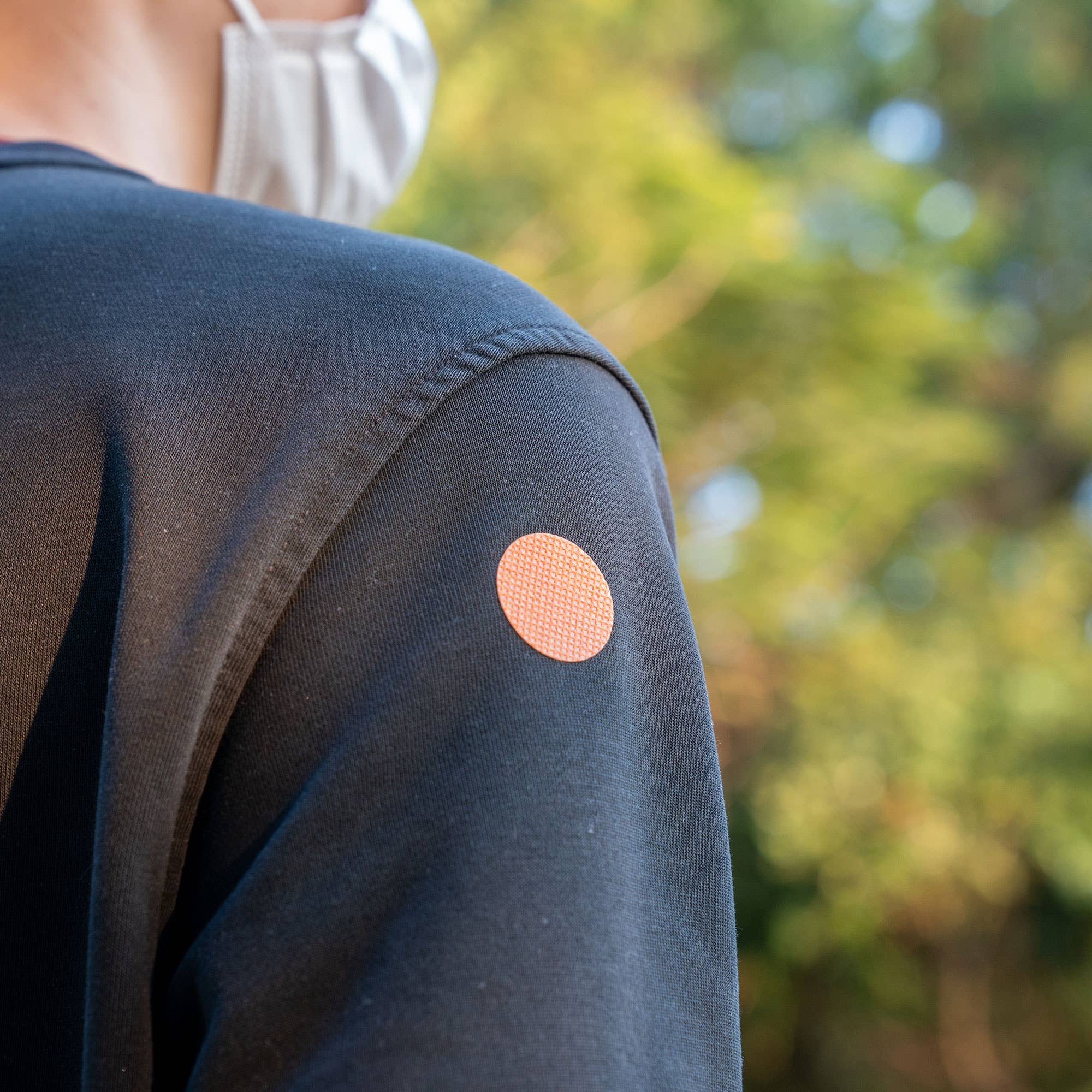 Luna Naturals - Mosquito Repellent Patches | Fresh & Herbal | 90 Pack - The Look and Co