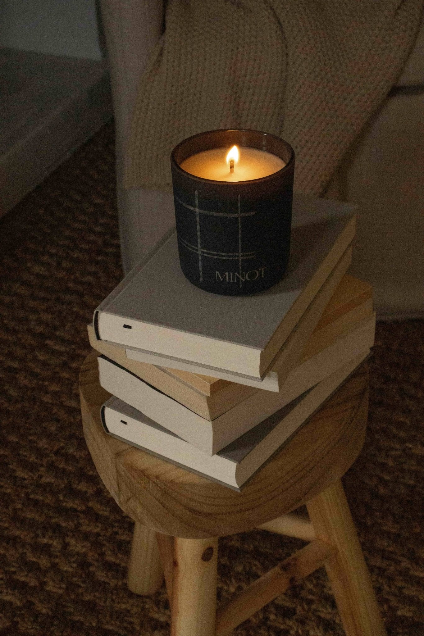 Minot - Frost - Luxury Non - toxic Soy Winter Candle, 12 oz. - The Look and Co