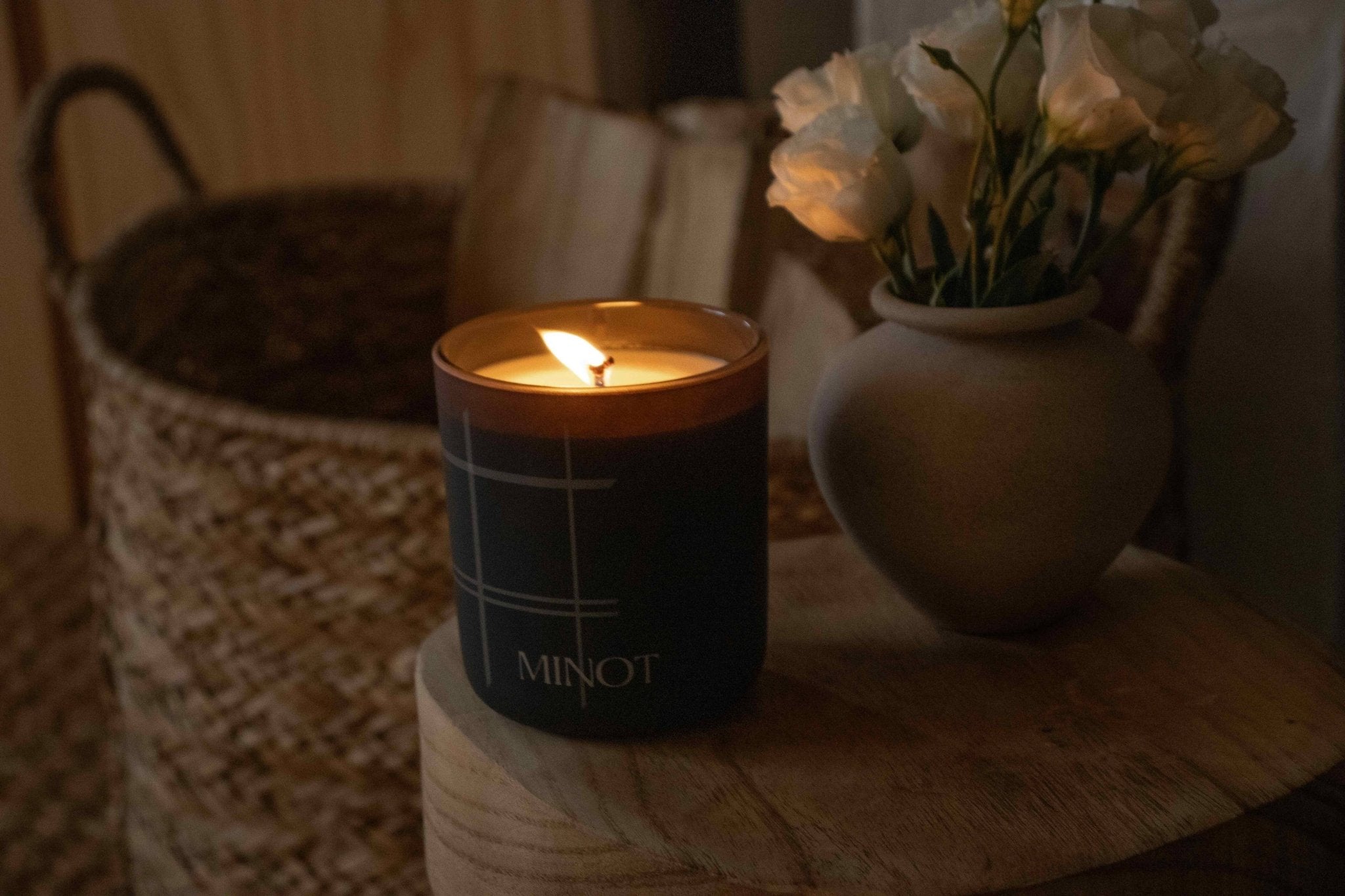 Minot - Frost - Luxury Non - toxic Soy Winter Candle, 12 oz. - The Look and Co
