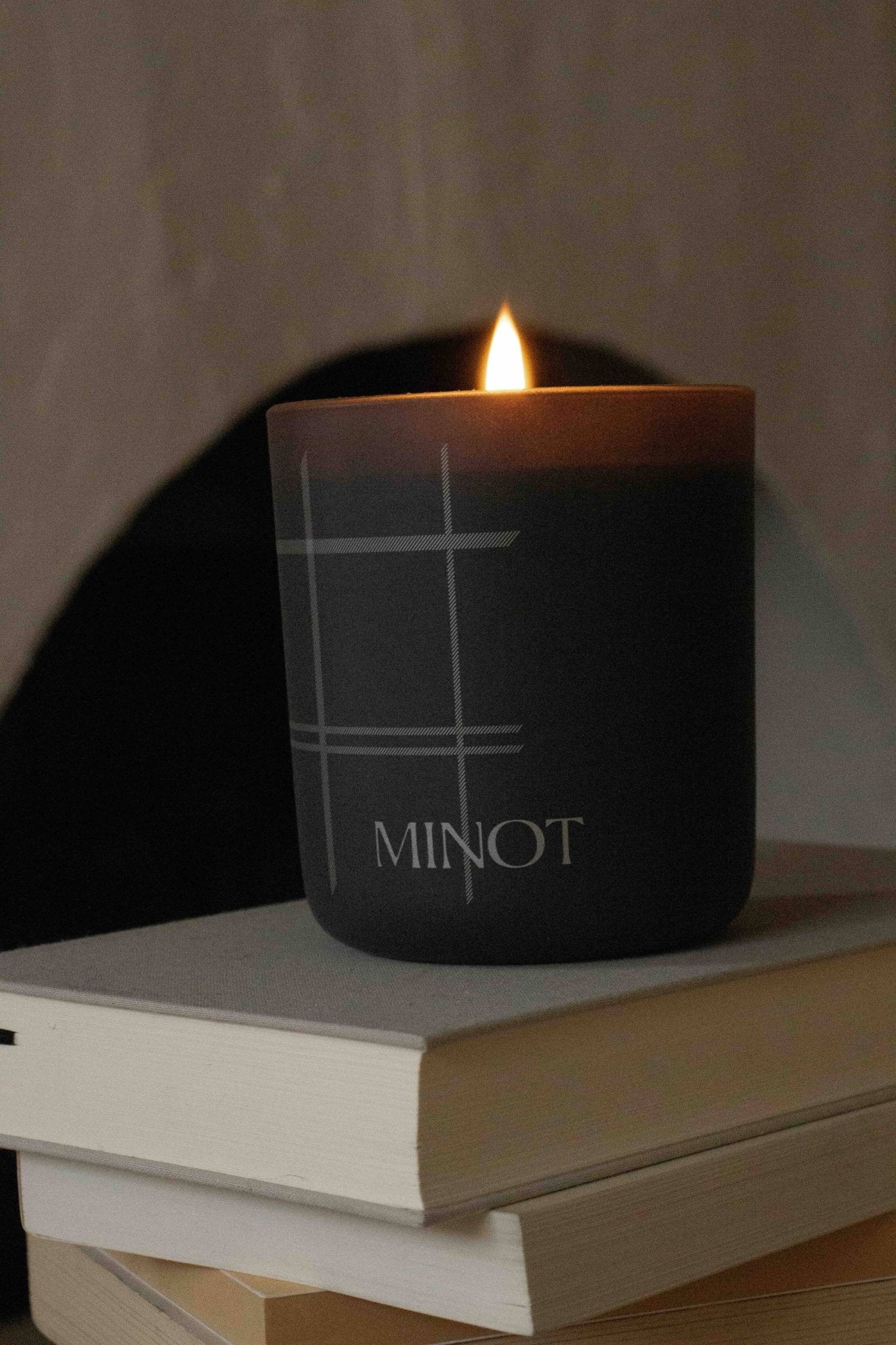 Minot - Frost - Luxury Non - toxic Soy Winter Candle, 12 oz. - The Look and Co