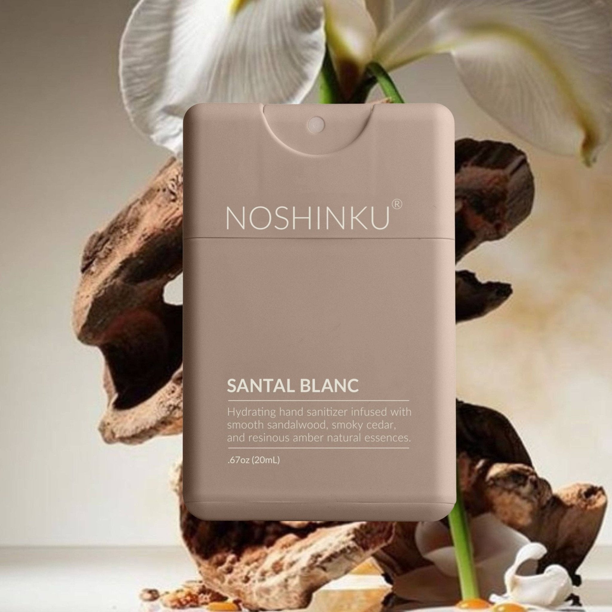 Noshinku - Refillable Santal Blanc Hydrating Pocket Hand Sanitizer - The Look and Co