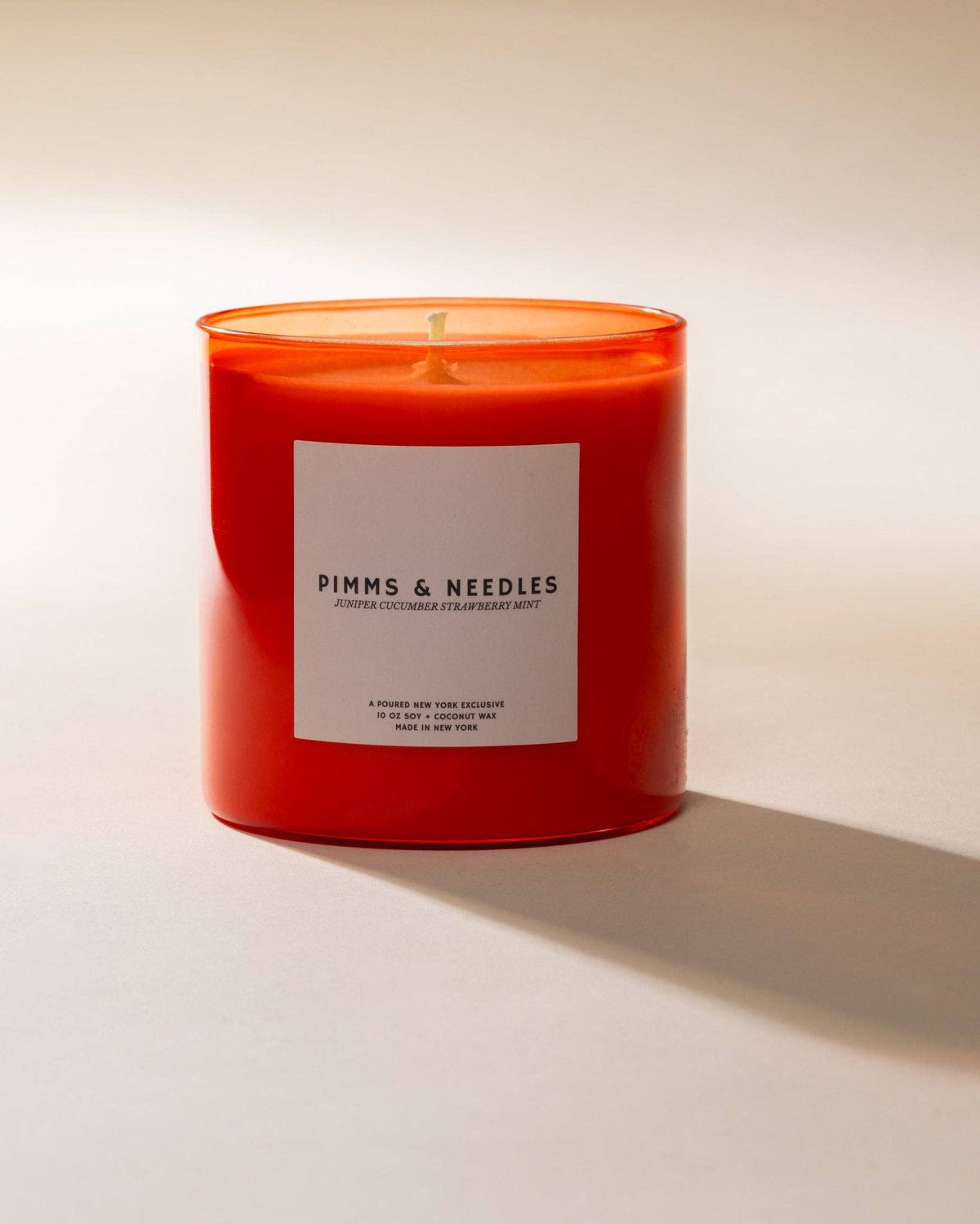 Poured New York - PIMMS & NEEDLES Candle - The Look and Co