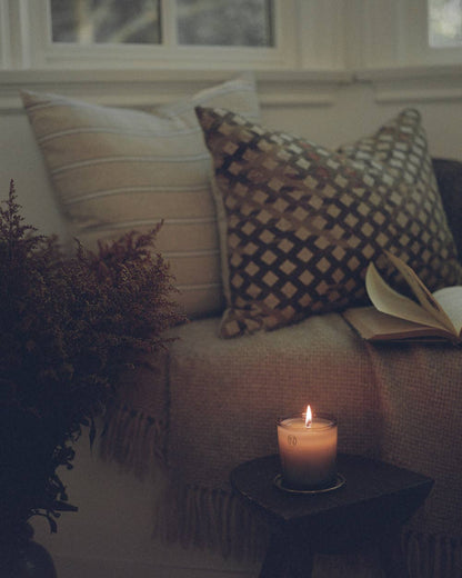 Lavune - N˚03 Nightcap Candle | Seductive Sandalwood &amp; Smoke