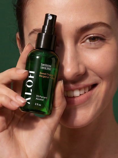 ALŌH - Sanitizing Hand Mist - Sweet Orange Bergamot + Aloe - The Look and Co