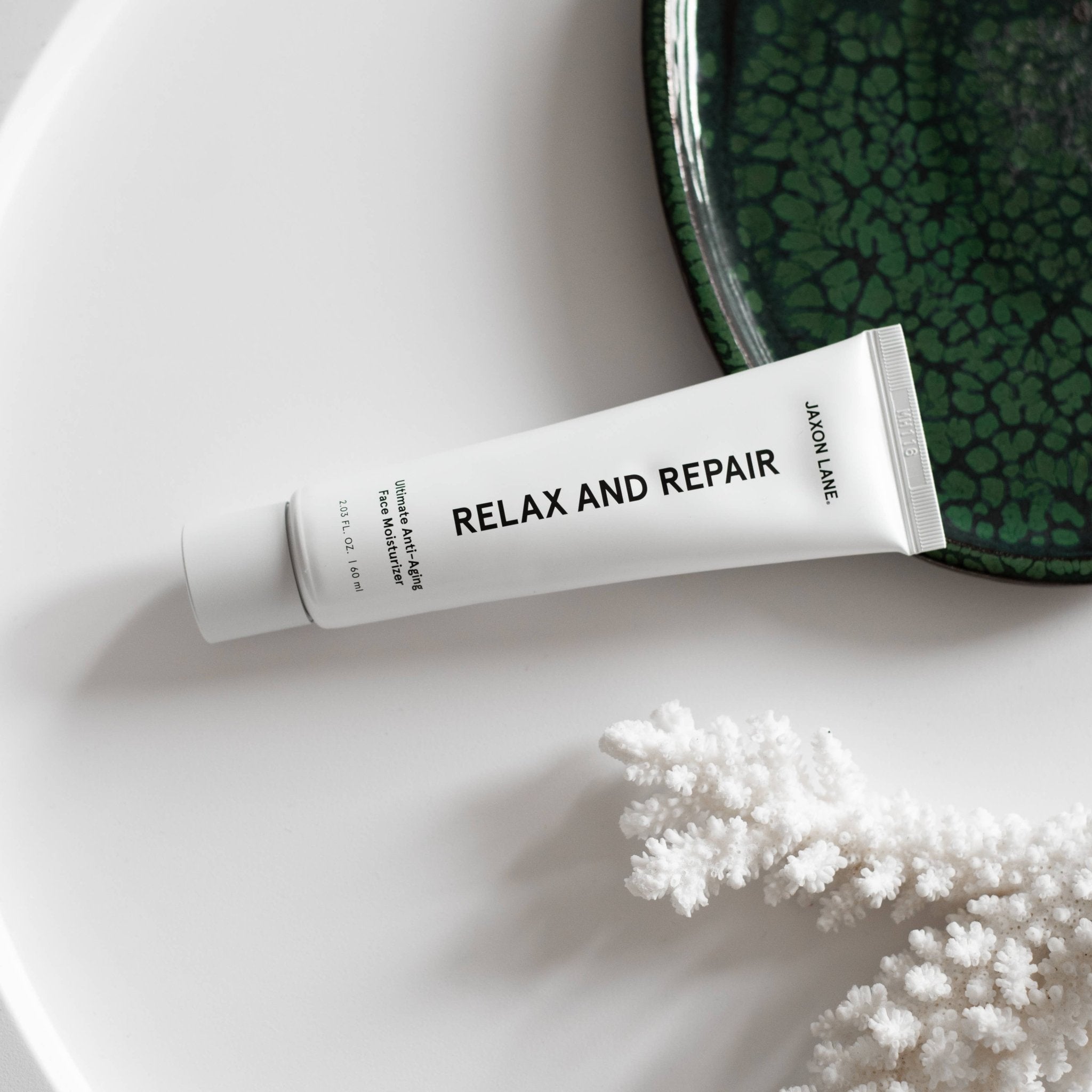 JAXON LANE - RELAX AND REPAIR Anti - Aging Face Moisturizer Men Skin Care - The Look and Co