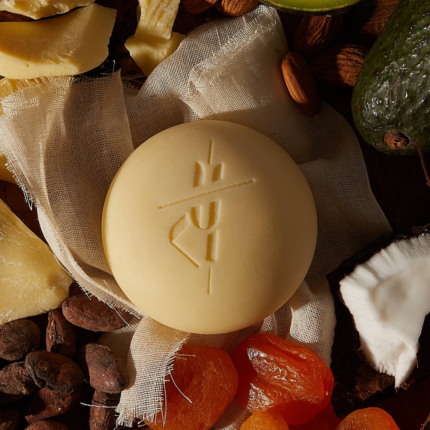 Kate McLeod - Naked Stone | Deep Moisturizing Lotion Bar - The Look and Co