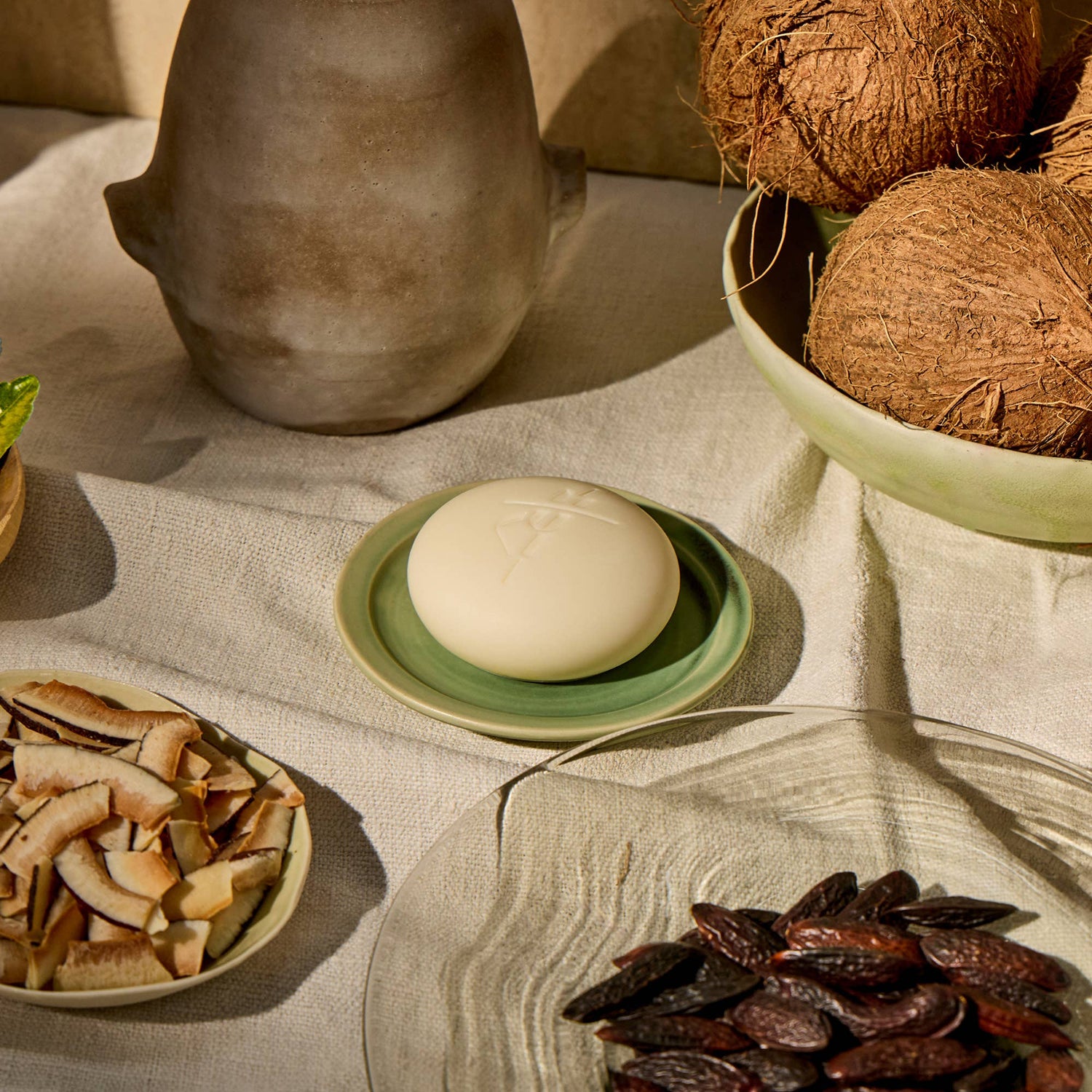 Kate McLeod - Tonka Bean &amp; Coconut | Deep Moisturizing Lotion Bar - The Look and Co