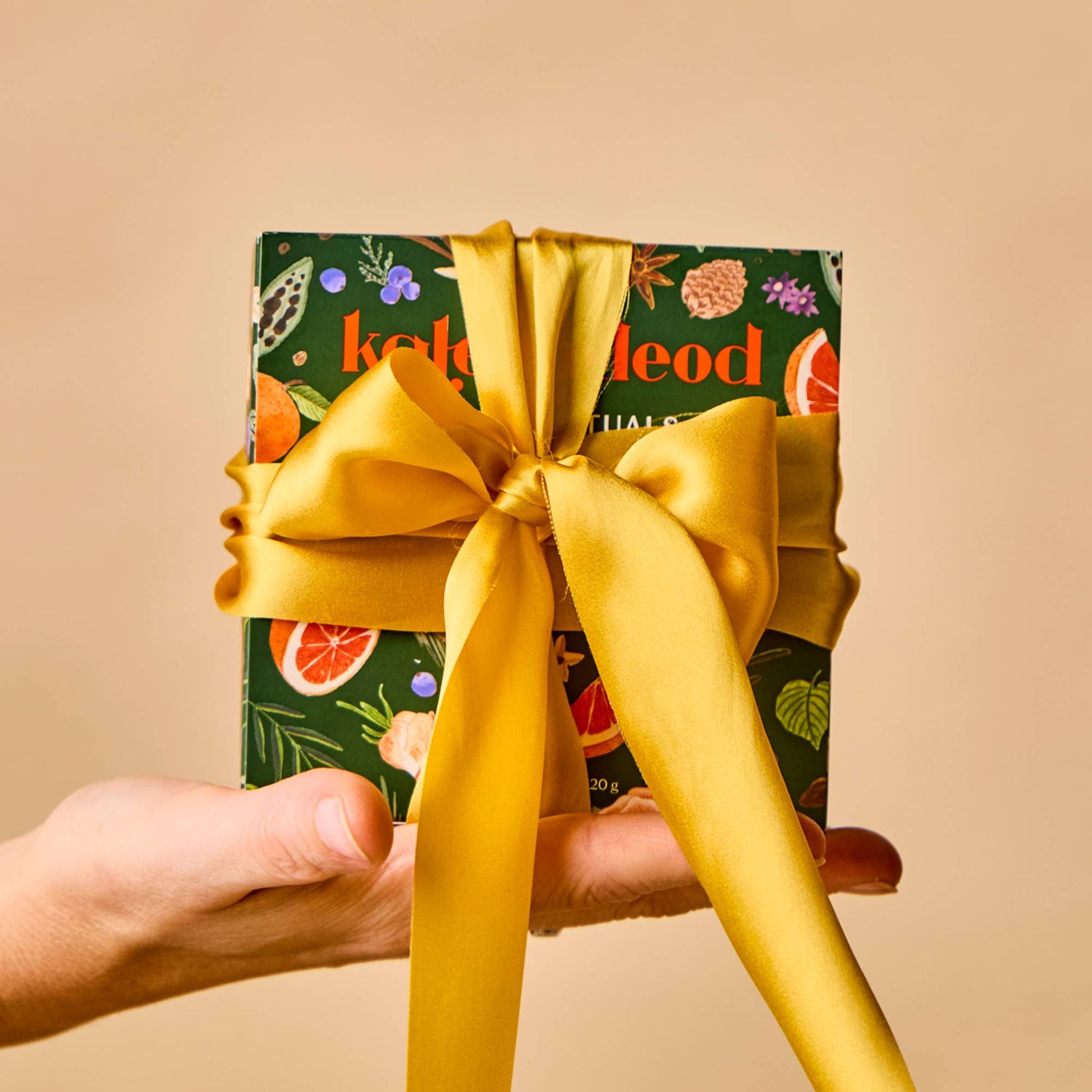 Kate McLeod - Winter Rituals Mini Body Stone Gift Set - The Look and Co