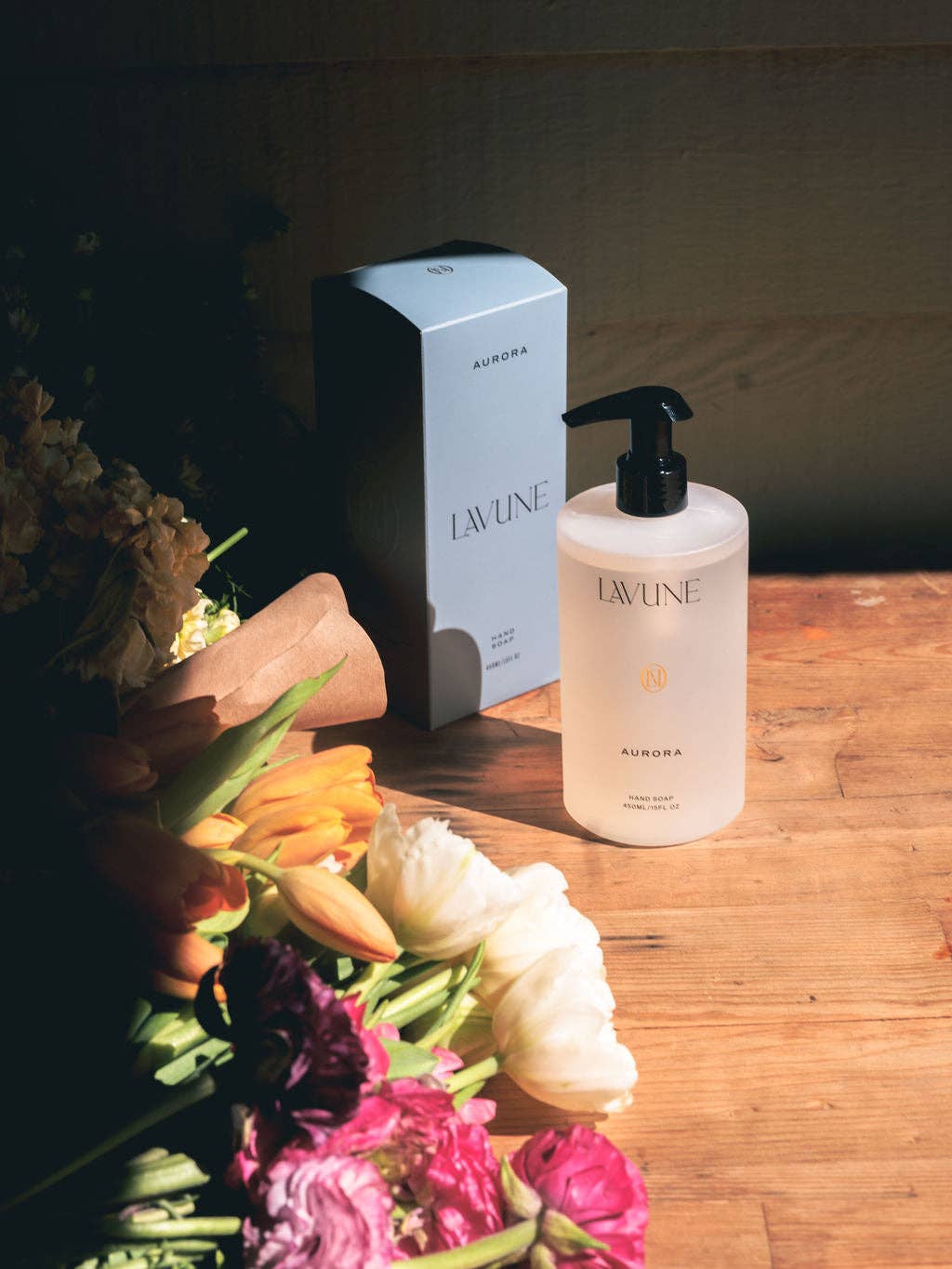Lavune - Aurora Hand Soap - The Look and Co