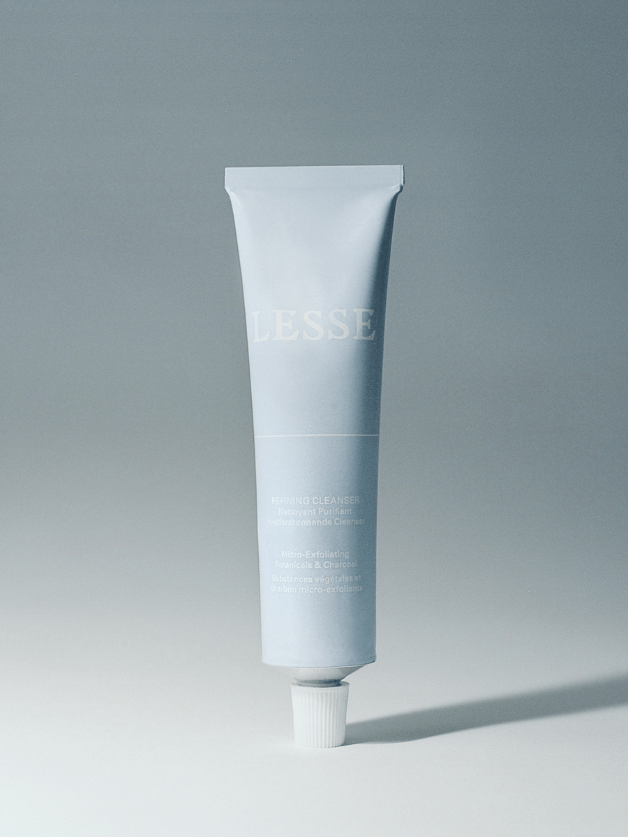 LESSE Refining Cleanser - The Look and Co