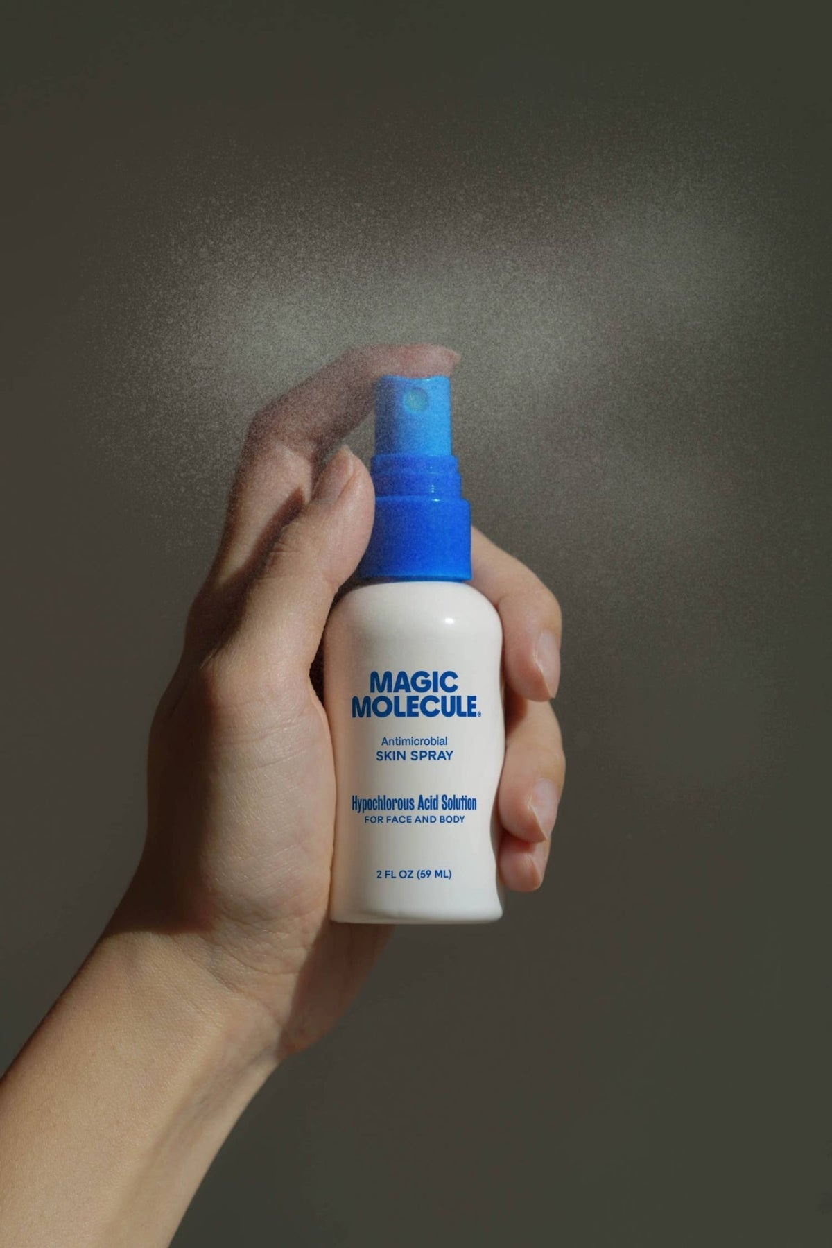 Magic Molecule - Magic Molecule Hypochlorous Acid Spray: 18ct Mini 2oz - The Look and Co