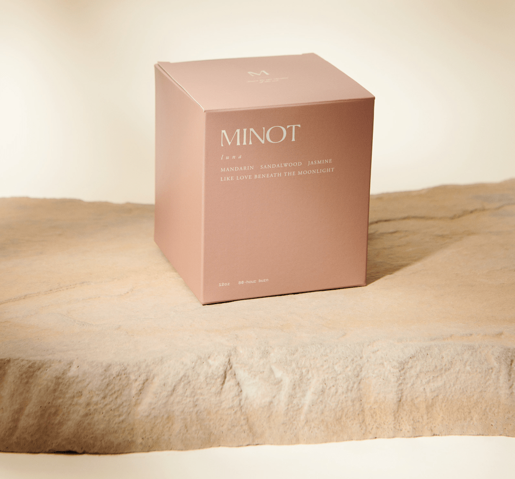 Minot - Luna - Luxury Non - toxic Soy Candle, 12 oz. - The Look and Co