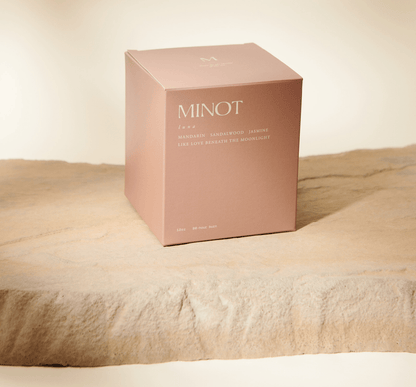 Minot - Luna - Luxury Non - toxic Soy Candle, 12 oz. - The Look and Co
