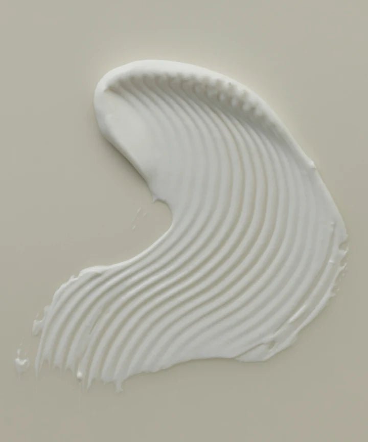 Oak Essentials Daily Hydrating Mineral Body Sunscreen - The Look and Co