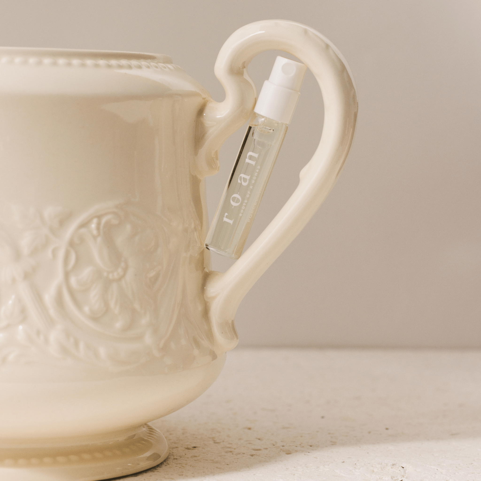 Roan Fragrances - NEW! Discovery Set: Clean Tea - Based Fragrance (4x2ml Vials) - The Look and Co