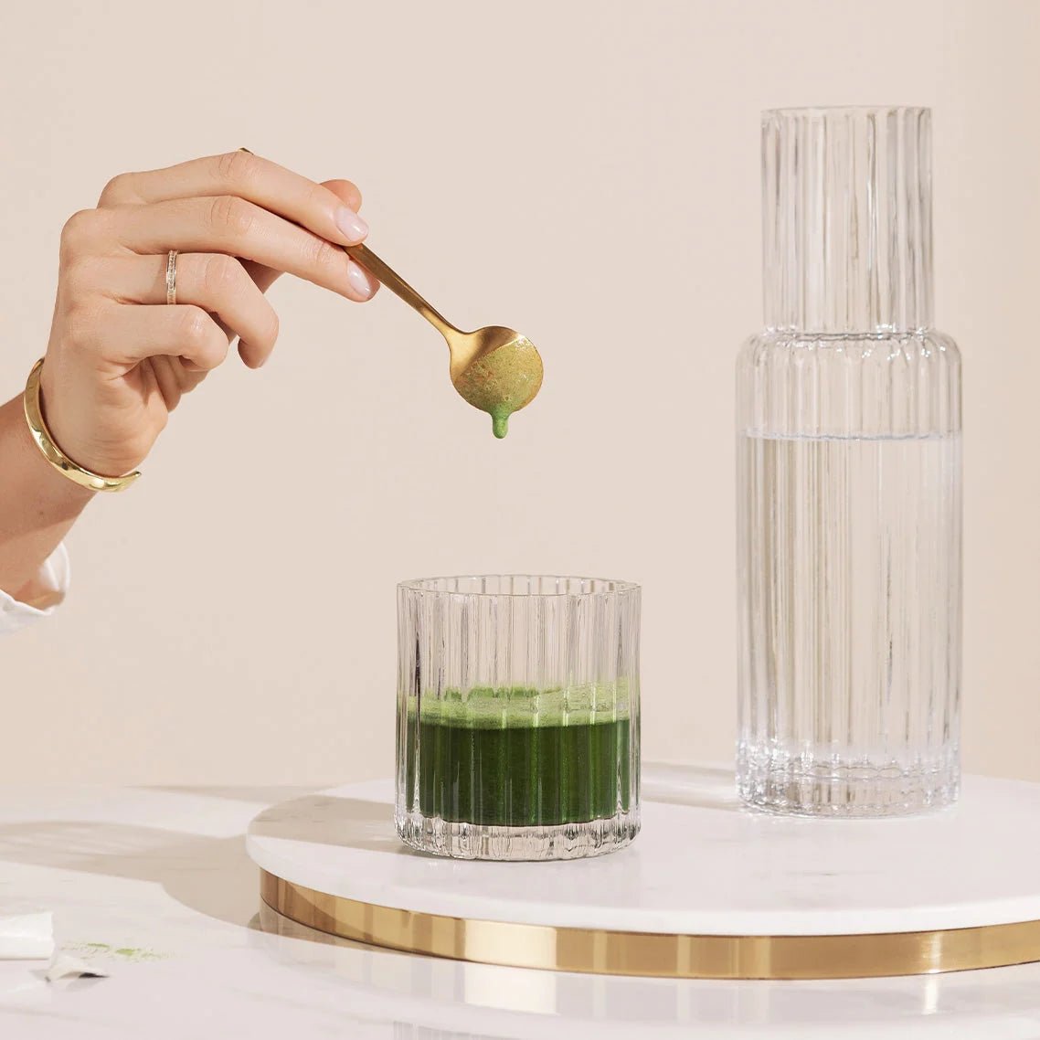 Sarah Wragge Wellness SWW® Alkalize Detoxifying Greens Powder - The Look and Co