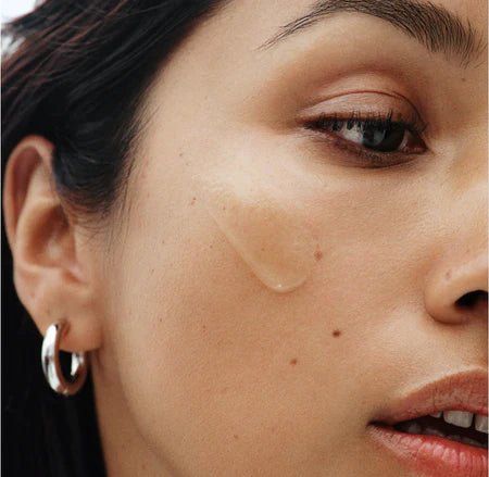 Supergoop Unseen Sunscreen SPF 50 - The Look and Co