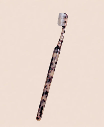 TRASK - The Better Brush - The Look and Co