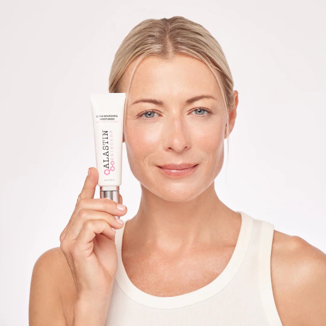 Ultra Nourishing Moisturizer with TriHex Technology - The Look and Co