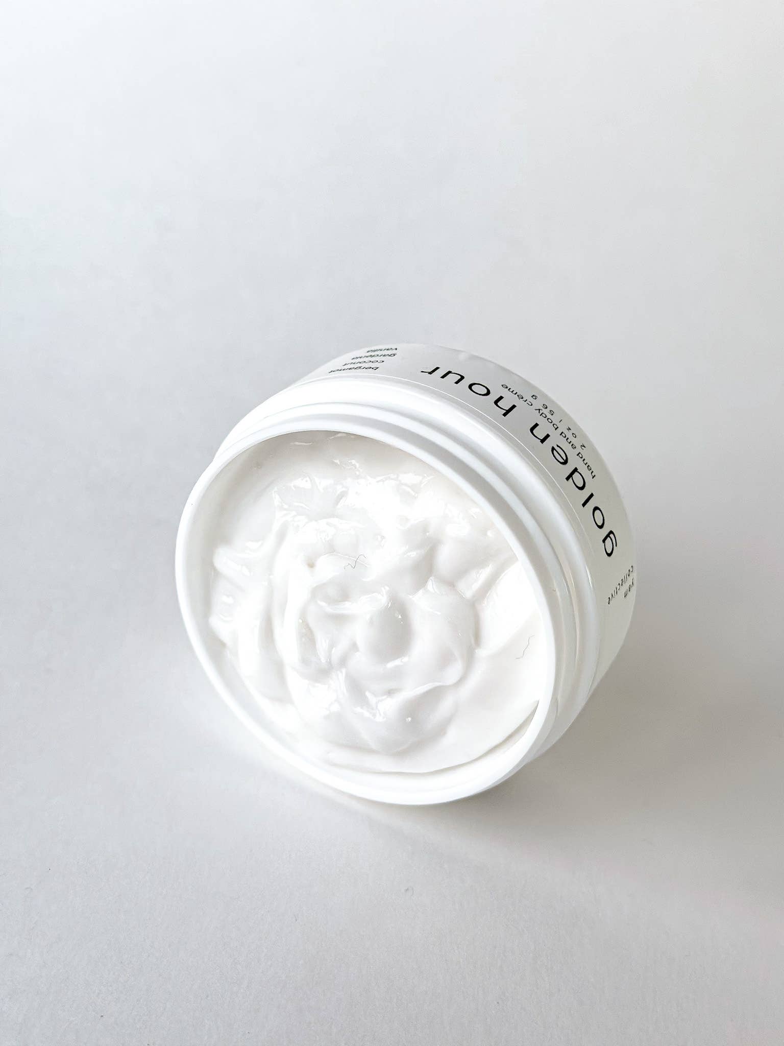 yam collective - Hand + body creme: cabana /vanilla, palm, coconut - The Look and Co
