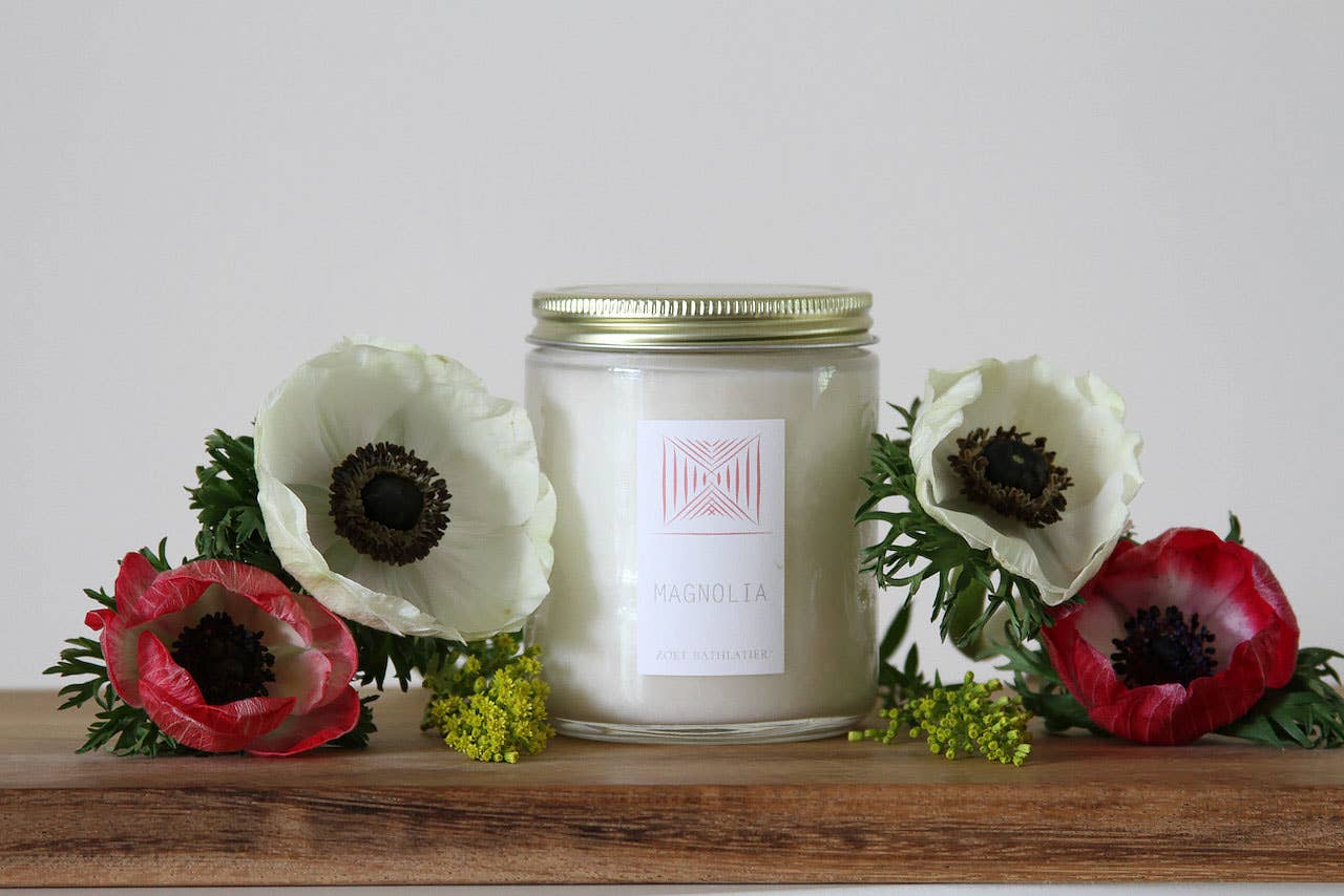 Zoet Bathlatier - 4 oz White Label Rustic Candle - The Look and Co