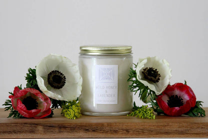 Zoet Bathlatier - 4 oz White Label Rustic Candle - The Look and Co