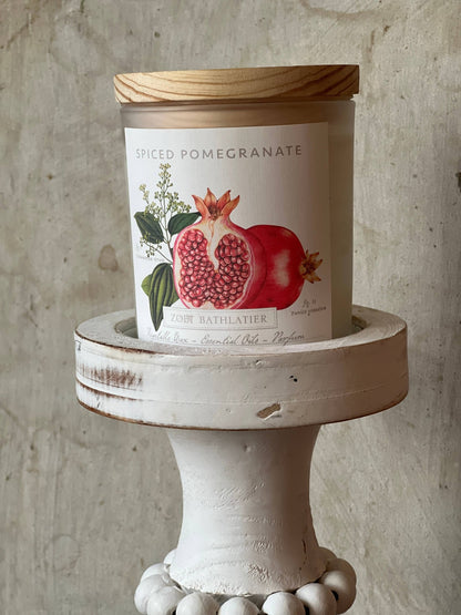 Zoet Bathlatier - Spiced Pomegranate / Botanical Candle Collection - The Look and Co