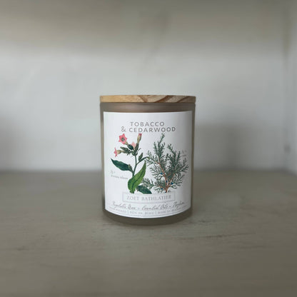 Zoet Bathlatier - Tobacco &amp; Cedarwood / Botanical Candle Collection - The Look and Co